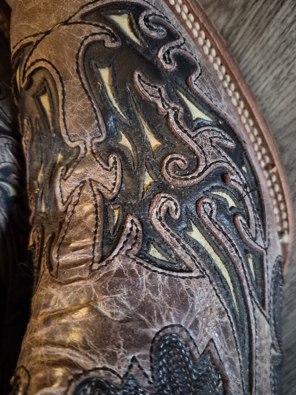 FAST SALE MENS Corral Brown and Black Embroidered Western Heeled Boots
